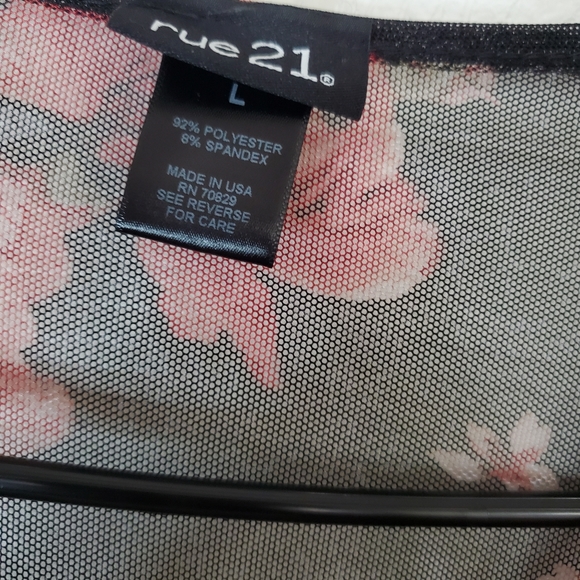 Rue 21 Black Rose Print Mesh Drawstring Kimono-L - Picture 3 of 3